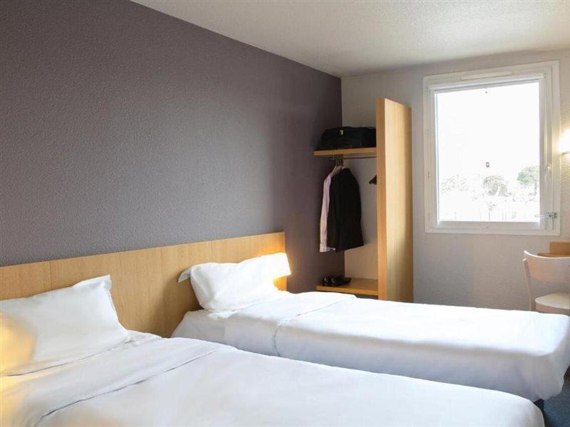 B&B Hotel Toulon Ollioules Exterior photo
